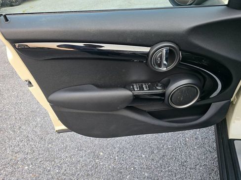 Used 2015 MINI Cooper S FWD image 10