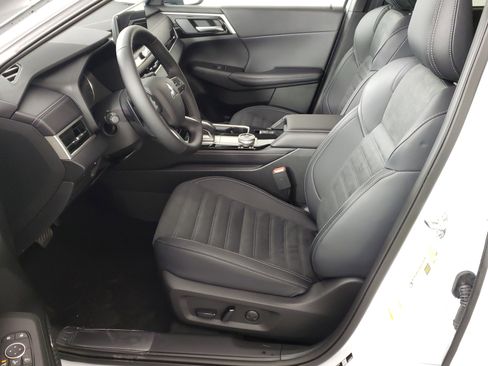 New 2026 Mitsubishi Outlander Trail Edition image 10