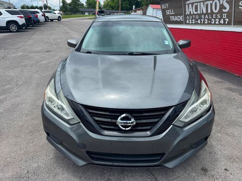 Used 2017 Nissan Altima 2.5 S w/ Power Driver Seat Package FWD image 4