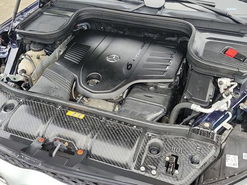 Used 2020 Mercedes-Benz GLS 450 GLS 450 w/ Convenience Package image 39