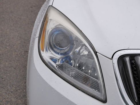 Used 2015 Buick Verano Convenience image 3