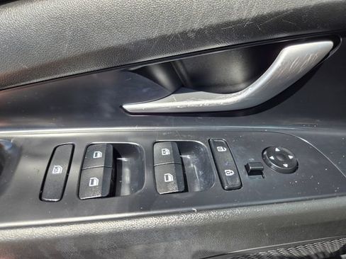 Used 2023 Hyundai Elantra SEL w/ Convenience Package FWD image 36