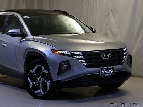 Used 2023 Hyundai Tucson SEL image 2