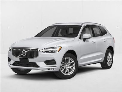 Used 2019 Volvo XC60 T5 Momentum w/ Premium Package