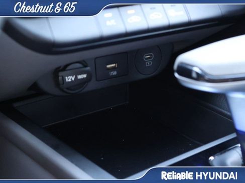 Certified 2024 Hyundai Elantra SE FWD image 35