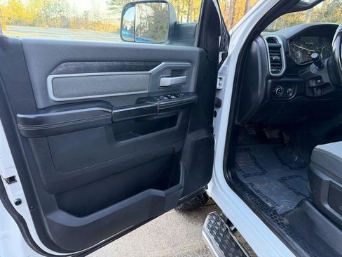 Used 2021 RAM 2500 Big Horn w/ Level 1 Equipment Group image 16