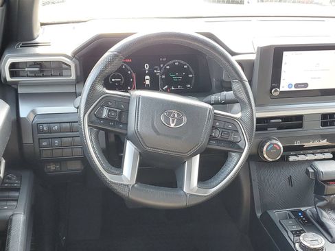 Used 2024 Toyota Tacoma TRD Off-Road AWD/4WD image 12