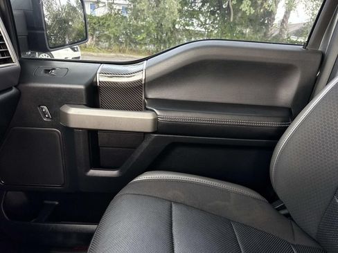 Used 2020 Ford F150 Raptor w/ Equipment Group 802A Luxury AWD/4WD image 32