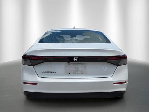 Used 2024 Honda Accord LX image 4