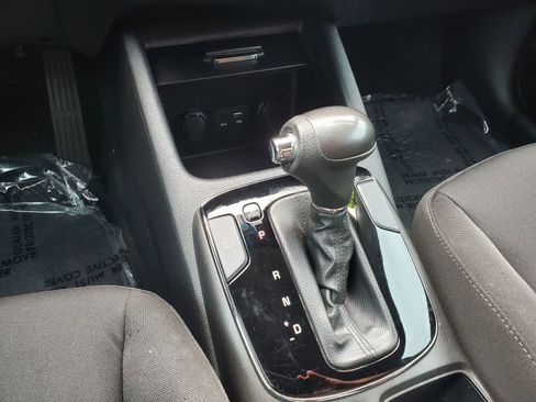 Used 2018 Kia Forte S image 17