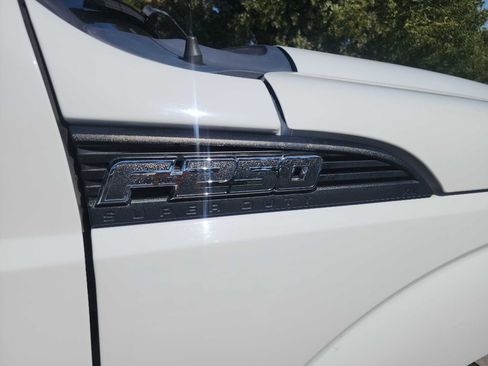 Used 2016 Ford F250 XL w/ Power Equipment Group image 16