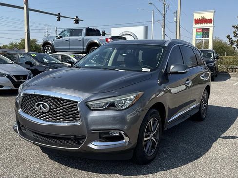 Used 2018 INFINITI QX60 FWD w/ Premium Plus Package image 8