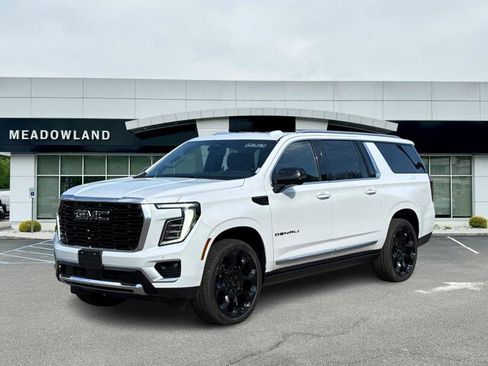 New 2026 GMC Yukon XL Denali AWD/4WD image 1