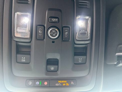 Used 2025 Chevrolet Tahoe RST w/ Comfort Package AWD/4WD image 18