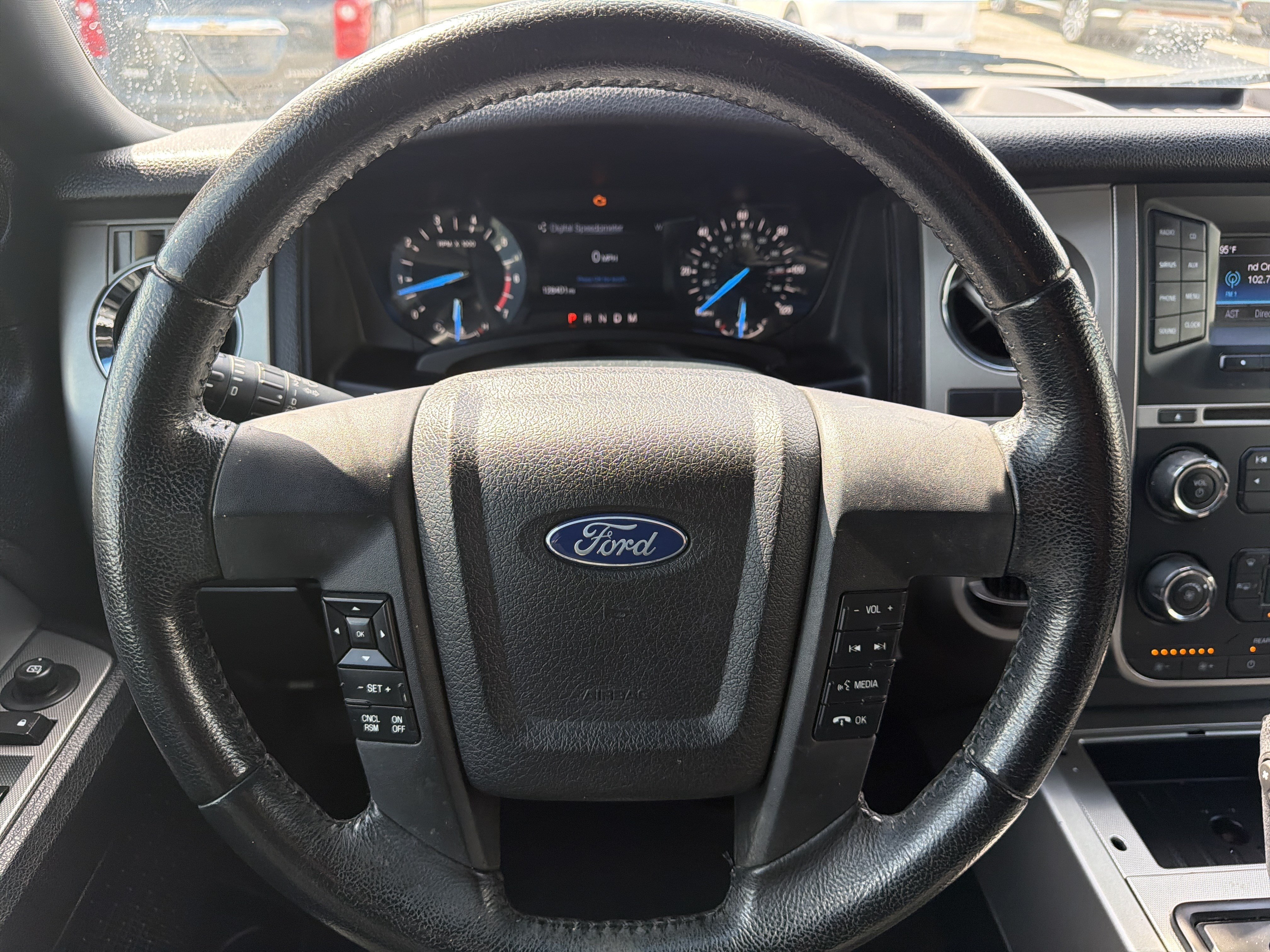 Used 2017 Ford Expedition EL XLT RWD image 11