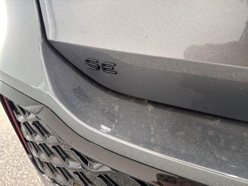 New 2026 Volkswagen Tiguan SE R-Line AWD/4WD image 33