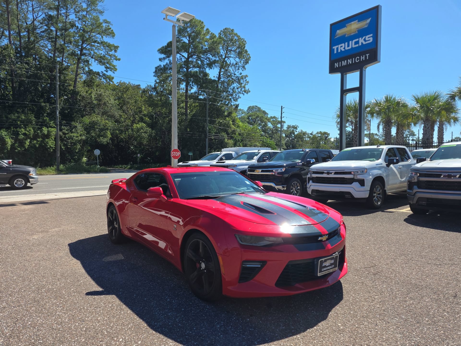 Used 2016 Chevrolet Camaro SS RWD image 2