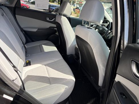 Certified 2023 Hyundai Kona SEL w/ Convenience Package FWD image 18