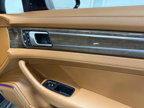 Used 2022 Porsche Panamera Platinum Edition RWD image 85