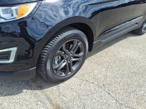 Certified 2018 Ford Edge SEL w/ Equipment Group 201A AWD/4WD image 4