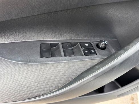 Used 2023 Toyota Corolla LE image 14