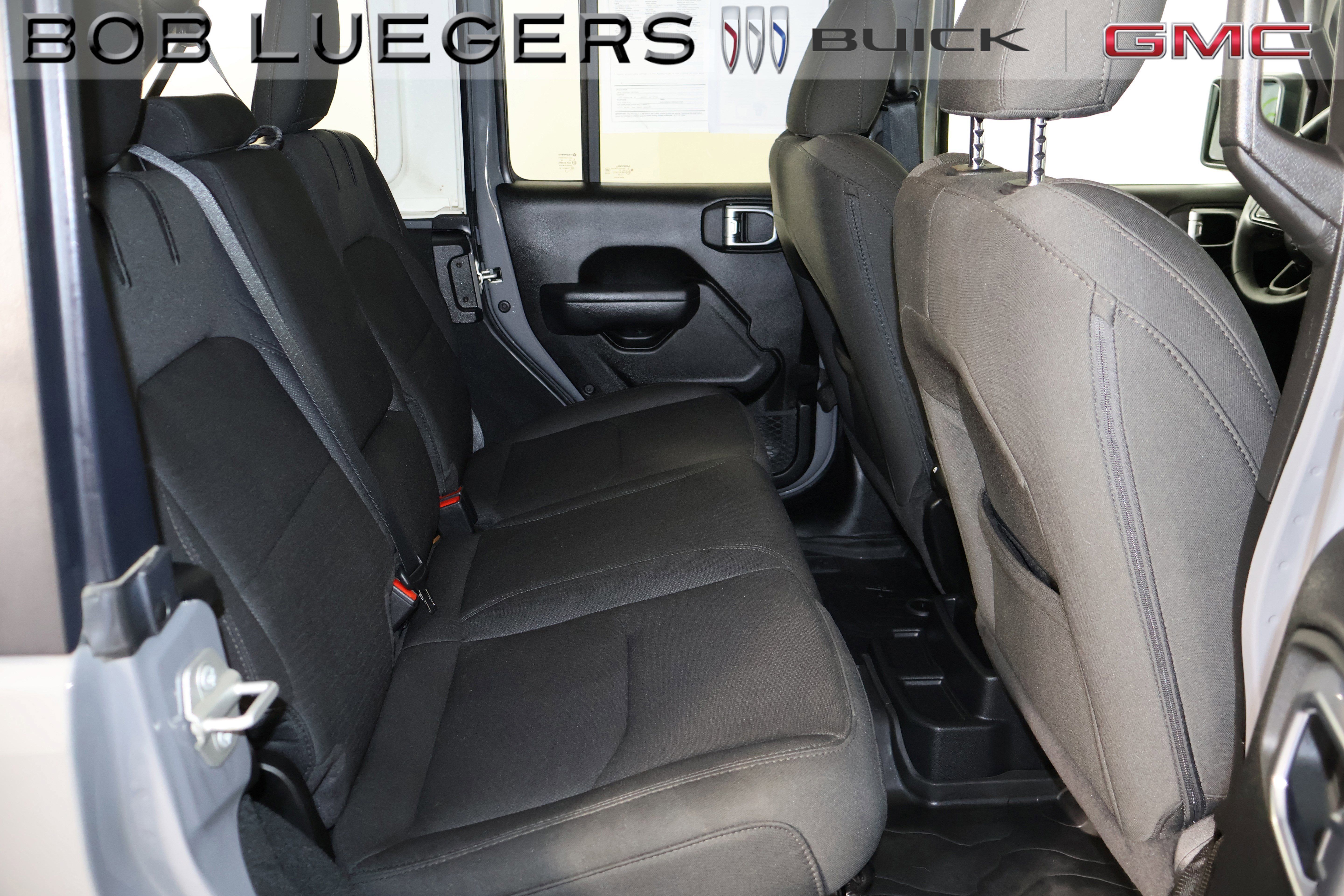 Used 2023 Jeep Wrangler Unlimited w/ Cold Weather Group AWD/4WD image 14