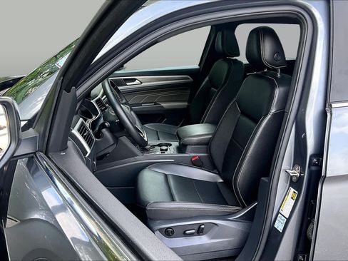 Used 2021 Volkswagen Atlas Cross Sport SE AWD/4WD image 9