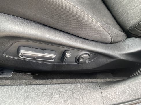 Used 2025 Honda Accord SE image 15