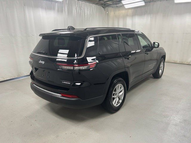 Used 2023 Jeep Grand Cherokee L Laredo w/ Luxury Tech Group I AWD/4WD image 4