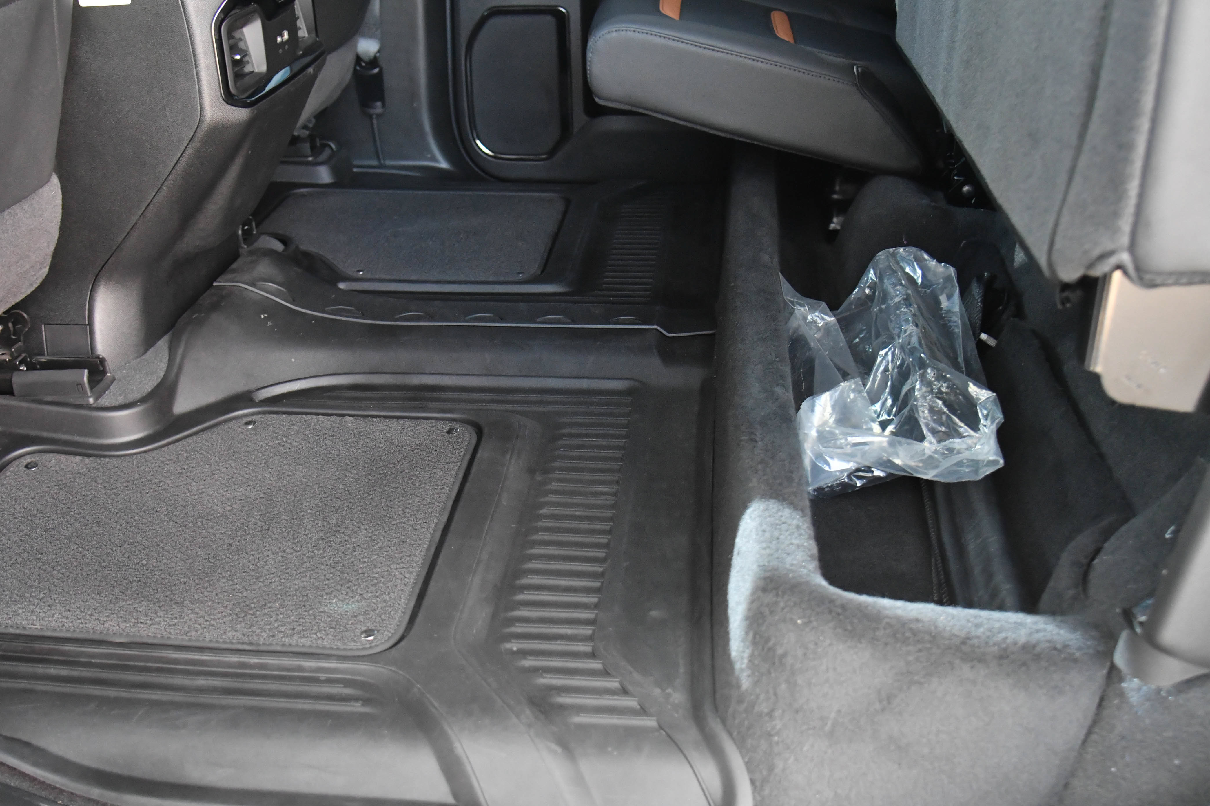 Used 2026 GMC Sierra 2500 AT4 AWD/4WD image 49