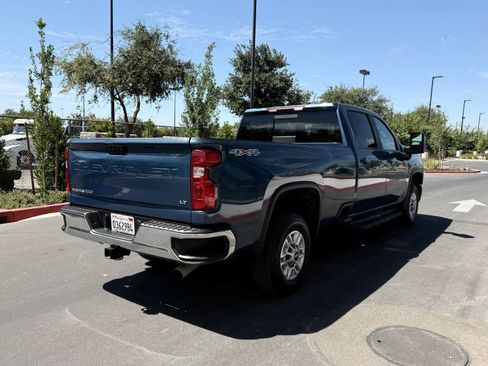 Used 2024 Chevrolet Silverado 2500 LT w/ Convenience Package AWD/4WD image 8