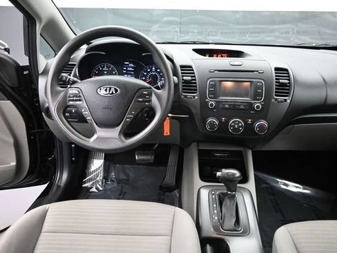 Used 2016 Kia Forte LX w/ LX Popular Package FWD image 11
