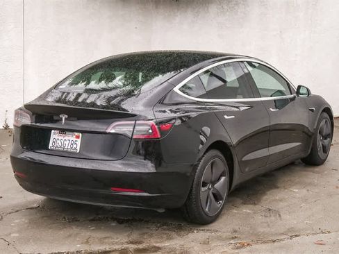 Used 2018 Tesla Model 3 Long Range image 7