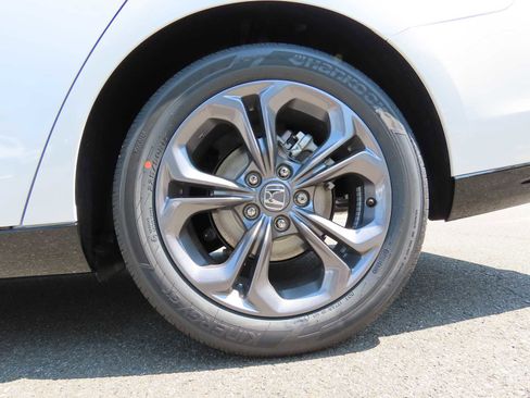 New 2025 Honda Accord EX-L image 9