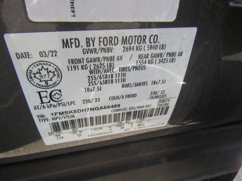 Used 2022 Ford Explorer XLT AWD/4WD image 21