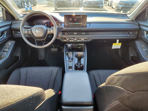 Certified 2025 Honda Accord SE image 8