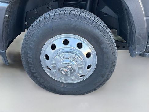 Used 2024 RAM 3500 Limited AWD/4WD image 29