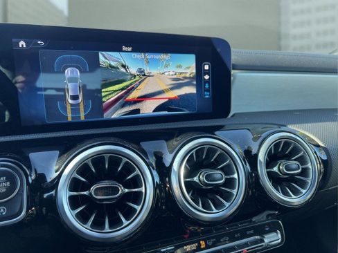 Used 2025 Mercedes-Benz CLA 250 4MATIC image 26