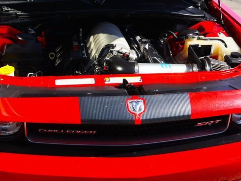 Used 2009 Dodge Challenger SRT8 image 45