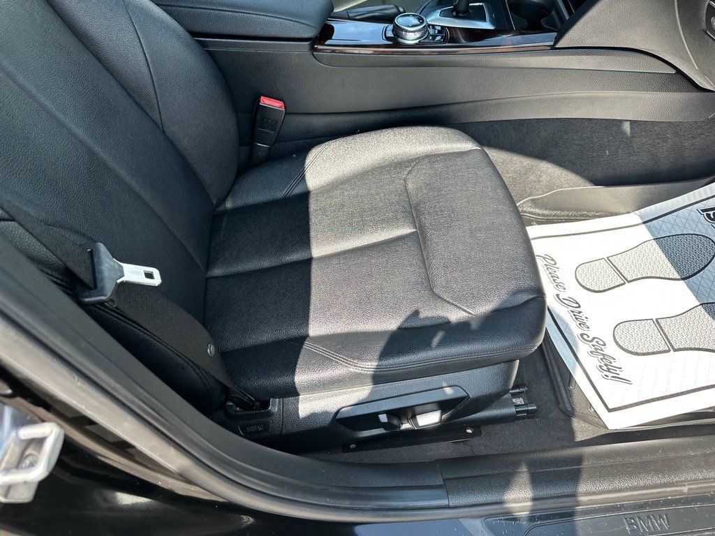 Used 2015 BMW 328i xDrive Sedan AWD/4WD image 21