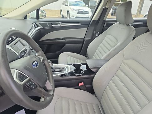Used 2015 Ford Fusion S FWD image 12