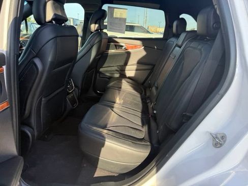 Used 2019 Lincoln Nautilus Reserve AWD/4WD image 14