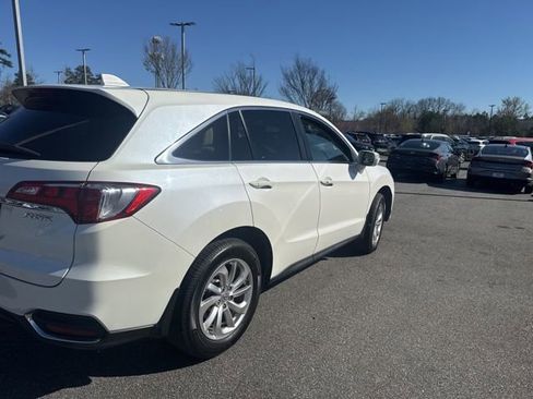 Used 2017 Acura RDX FWD w/ Technology Package image 3