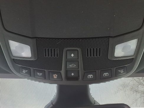 Used 2022 Ford Edge ST-Line image 25