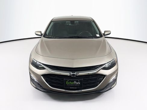 Used 2022 Chevrolet Malibu RS FWD image 2