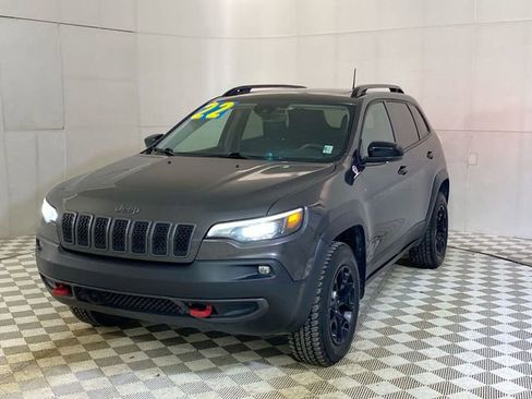 Used 2022 Jeep Cherokee Trailhawk w/ Sun, Sound & Nav Group image 20