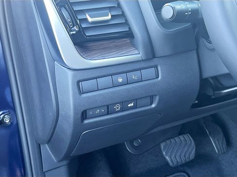 New 2026 Nissan Rogue Platinum image 10