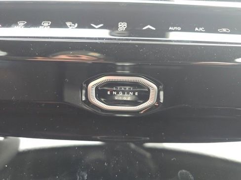 New 2026 Jeep Grand Cherokee Altitude AWD/4WD image 16