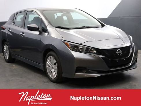 Used 2024 Nissan Leaf S image 1
