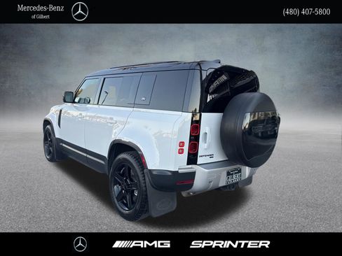 Used 2021 Land Rover Defender 110 SE image 3